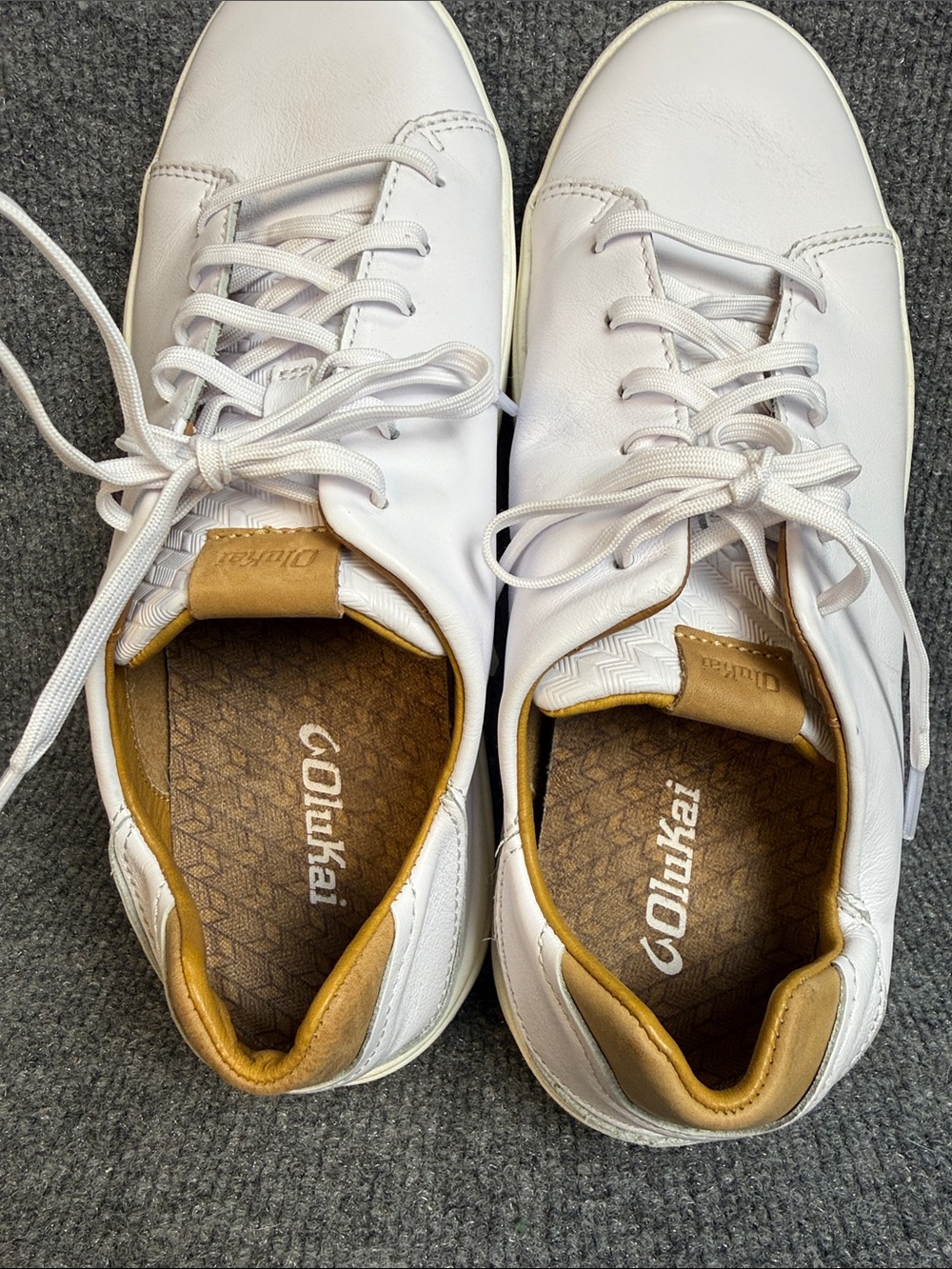 Olukai Men’s White Leather Low-Top Sneakers Size 10.5 Like New! - Picture 6 of 9